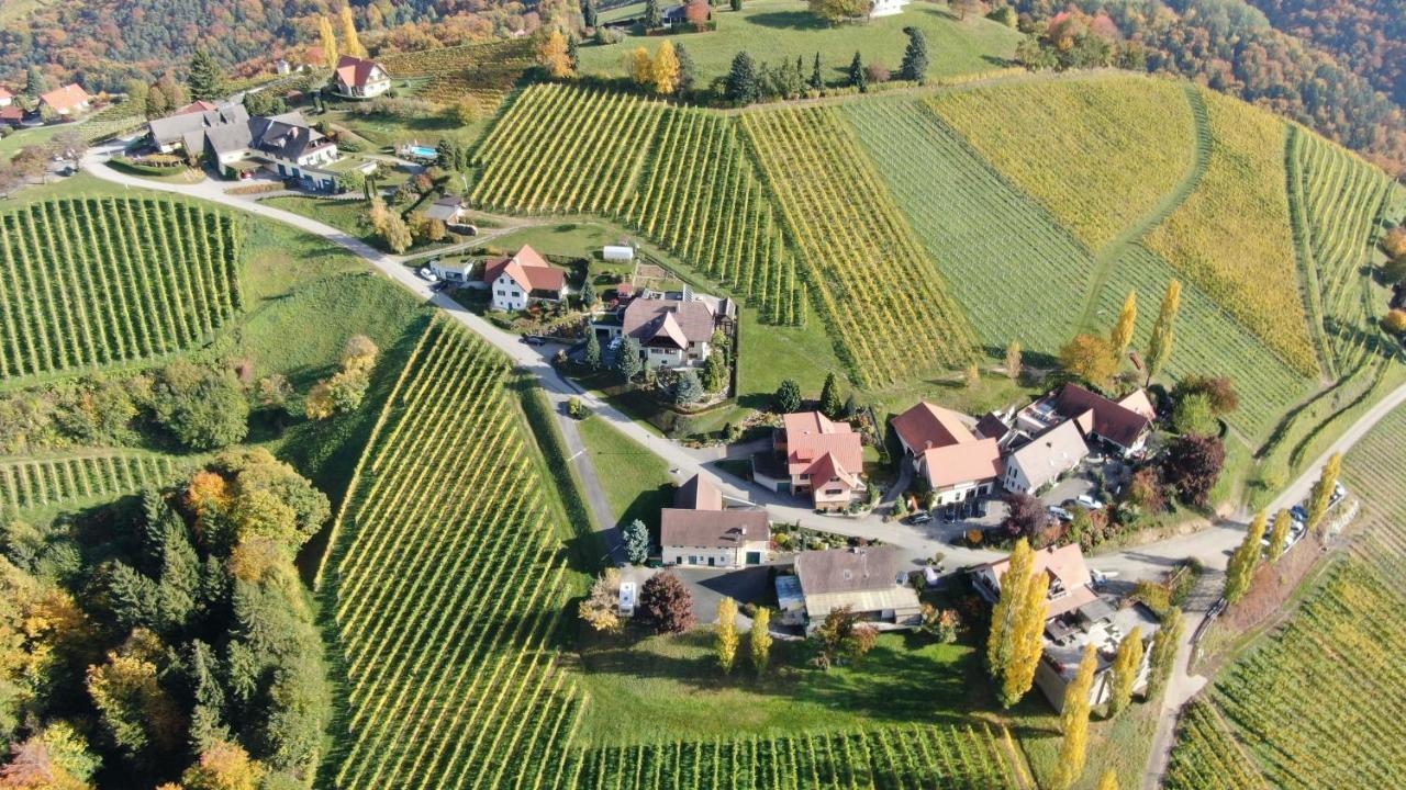 Gastehaus Kaiser Daire Kitzeck im Sausal Dış mekan fotoğraf